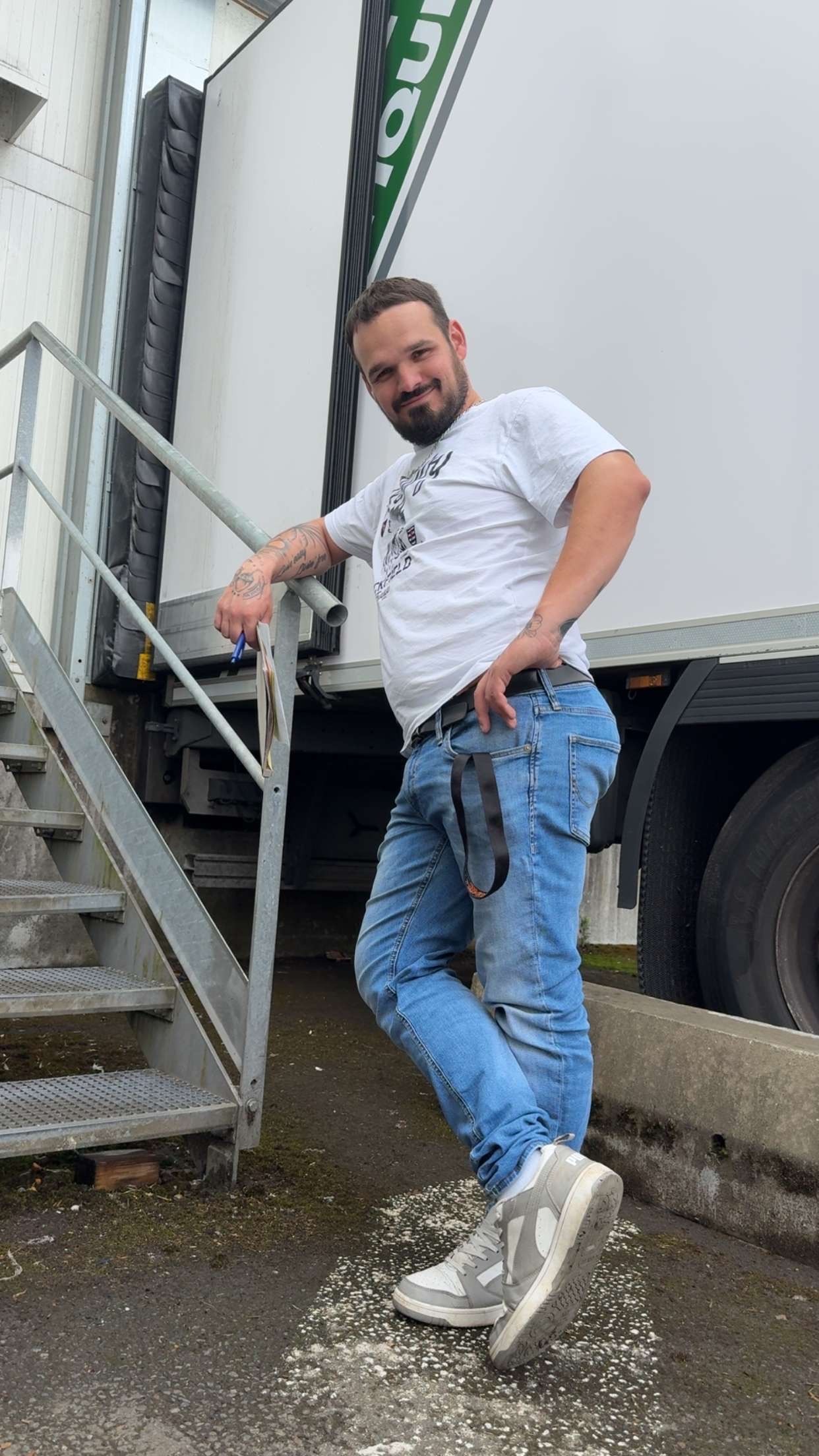 Profil de Hernan, 34 ans, Baise gay à Bisisthal