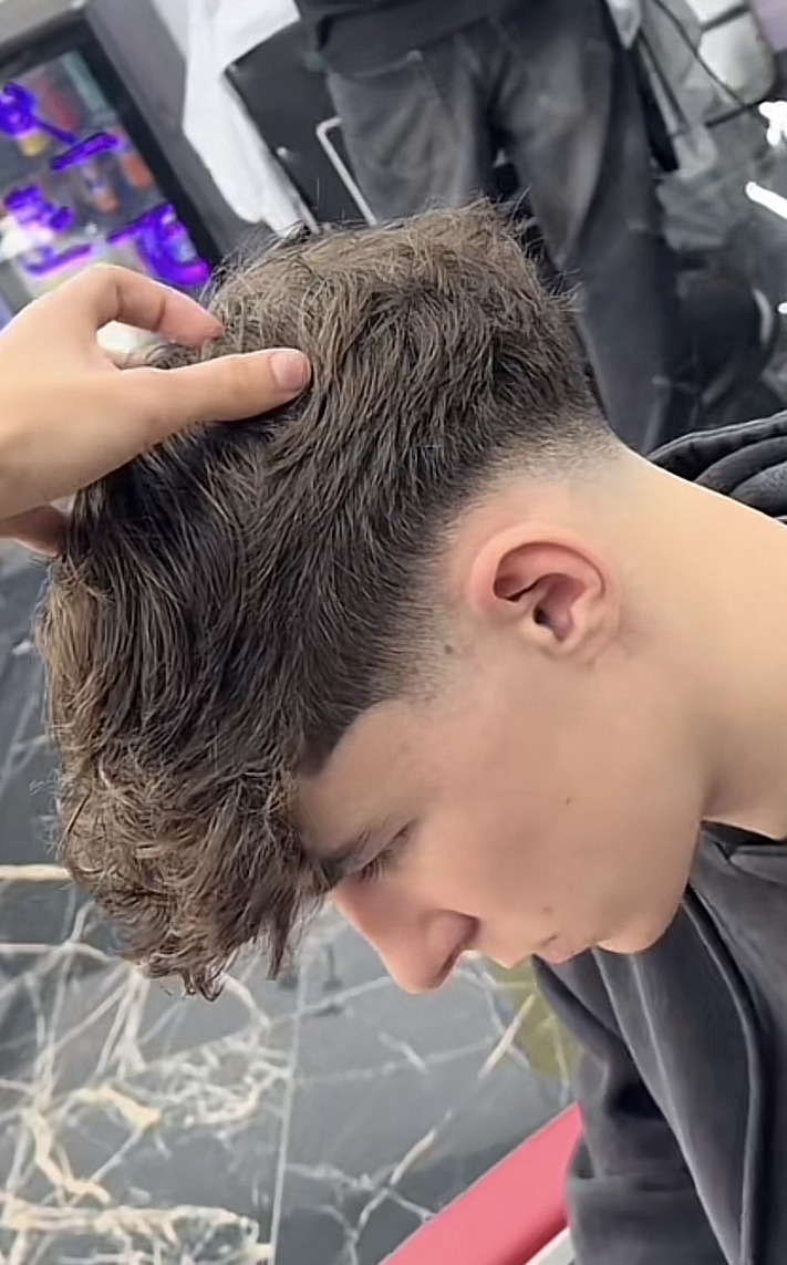 Profil de Gwenaël, 20 ans, Baise gay à Flüelen