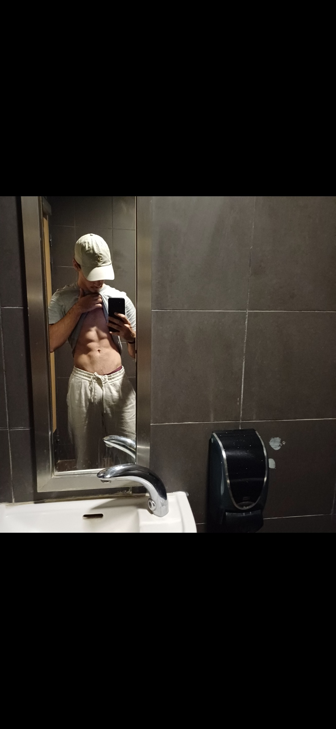 Profil de Athys, 23 ans, Baise gay à Pratval