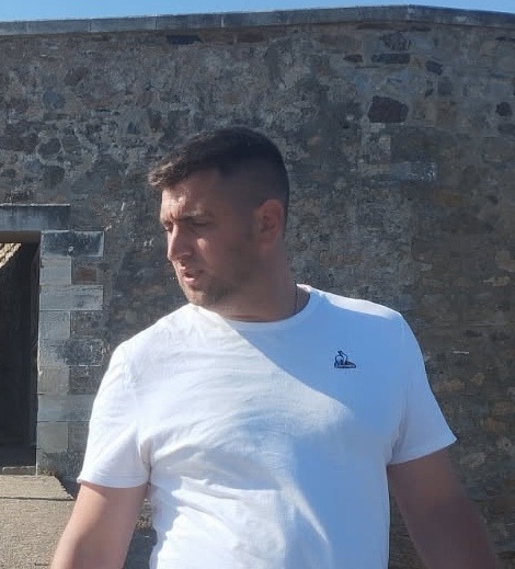 Profil de Akira, 33 ans, Baise gay à Seewen SO