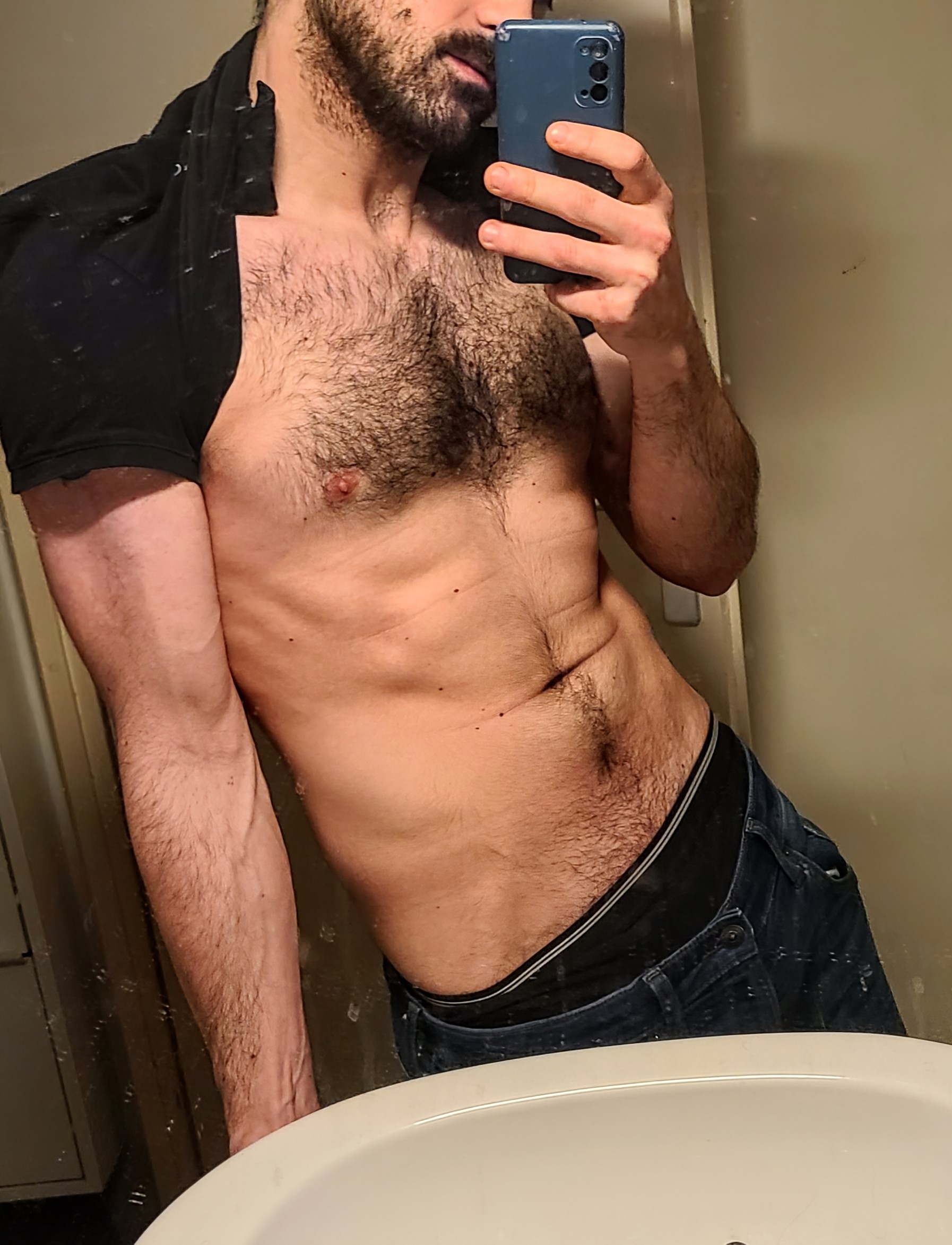 Profil de Illias, 25 ans, Baise gay à Titterten