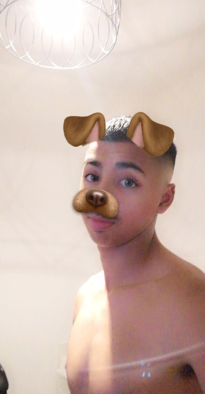 Profil de Harith, 22 ans, Baise gay à Bottens