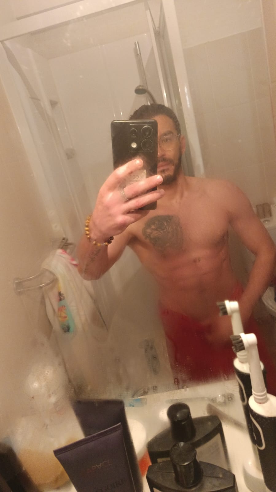 Profil de Annoncy, 34 ans, Baise gay à Nods