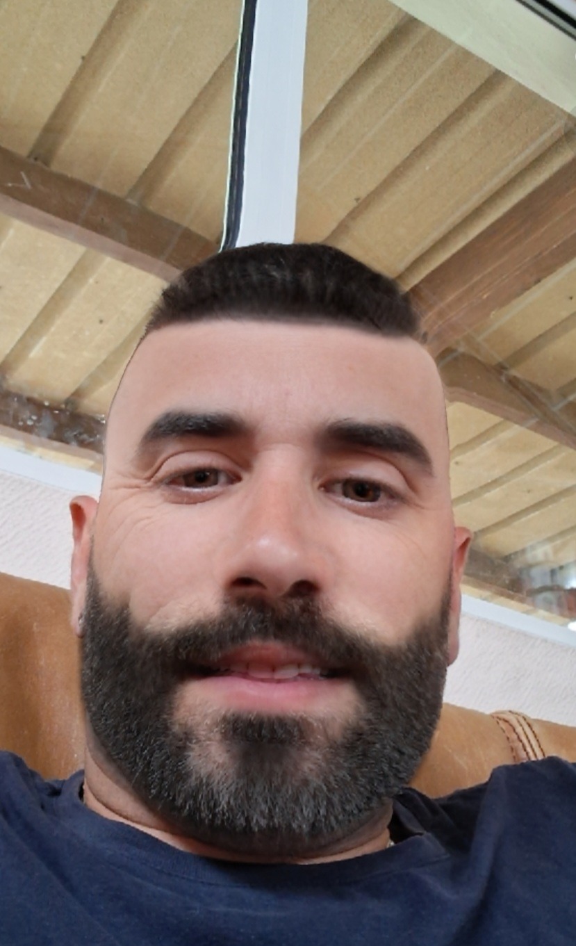Profil de Djeffrey, 40 ans, Baise gay à Buchrain