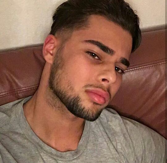 Profil de Gorka, 24 ans, Baise gay à Hornussen