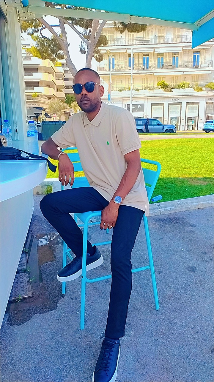 Profil de Obed, 37 ans, Baise gay à Penthéréaz