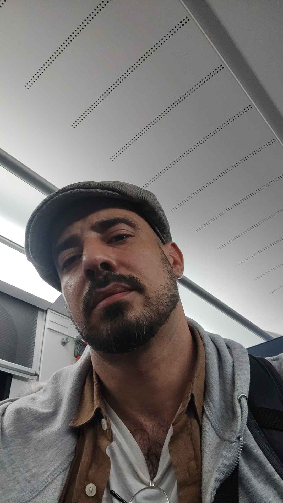Profil de Fayssal, 36 ans, Baise gay à Gland