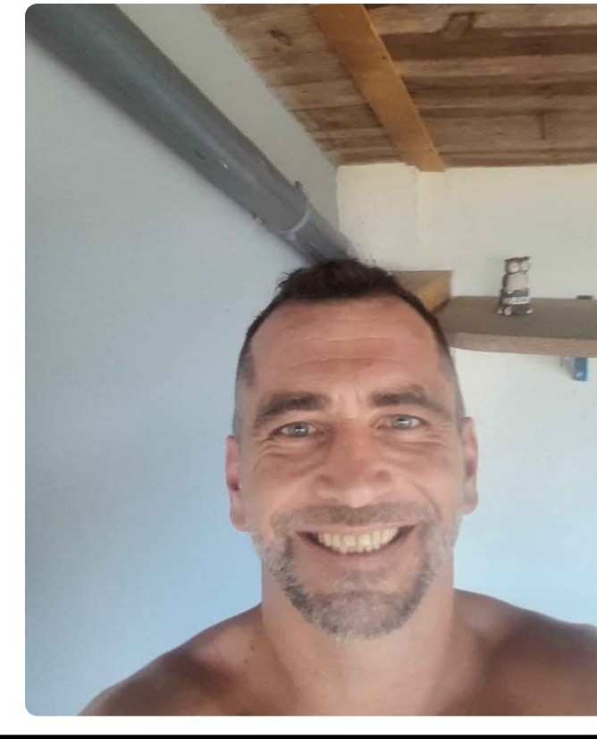 Profil de Madany, 45 ans, Baise gay à Albligen