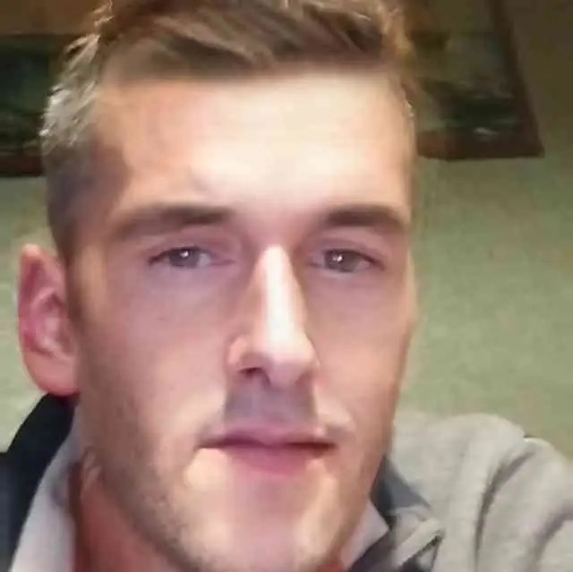 Profil de Salimou, 35 ans, Baise gay à Wichtrach