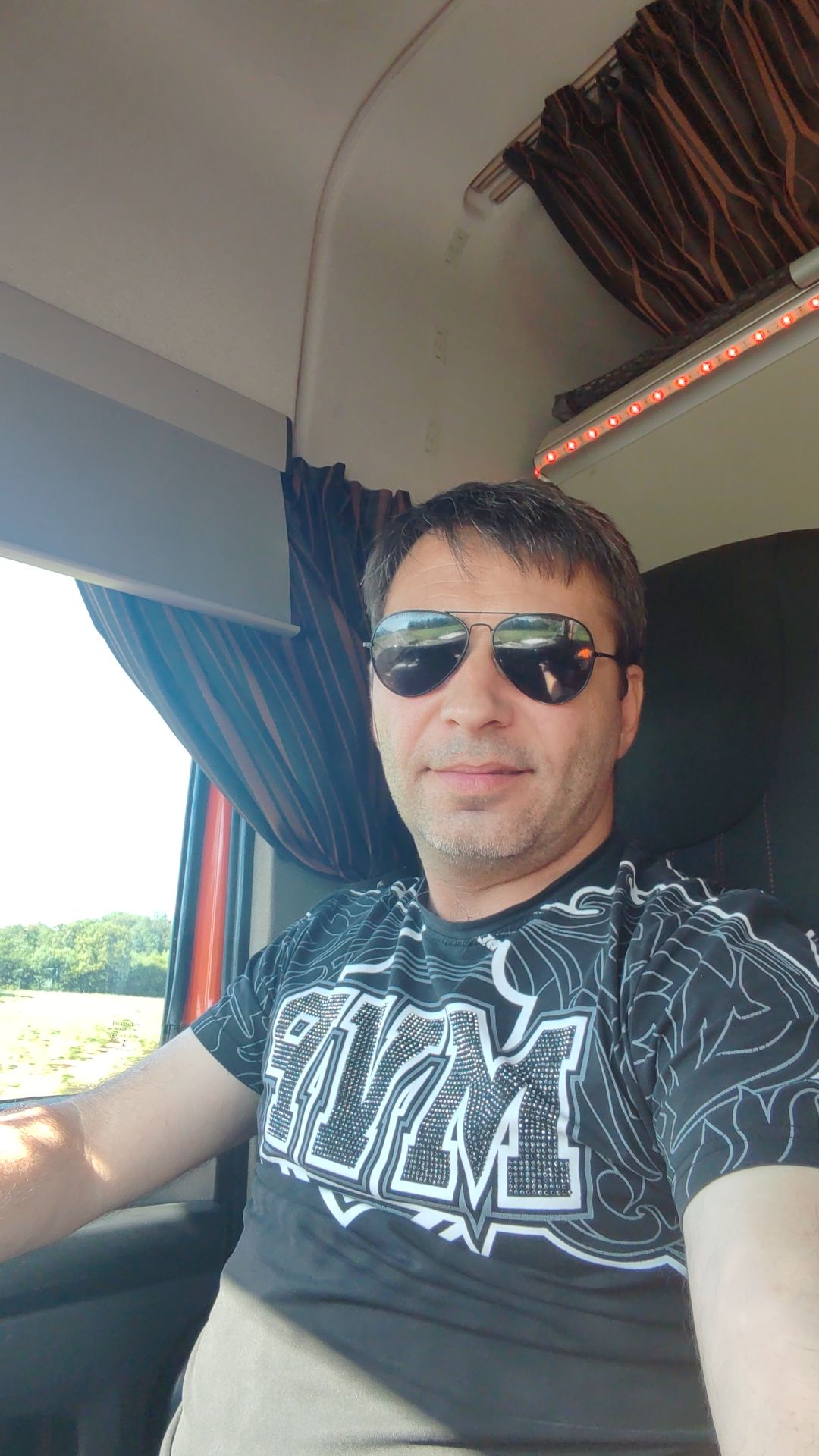 Profil de Yero, 50 ans, Baise gay à Ernen
