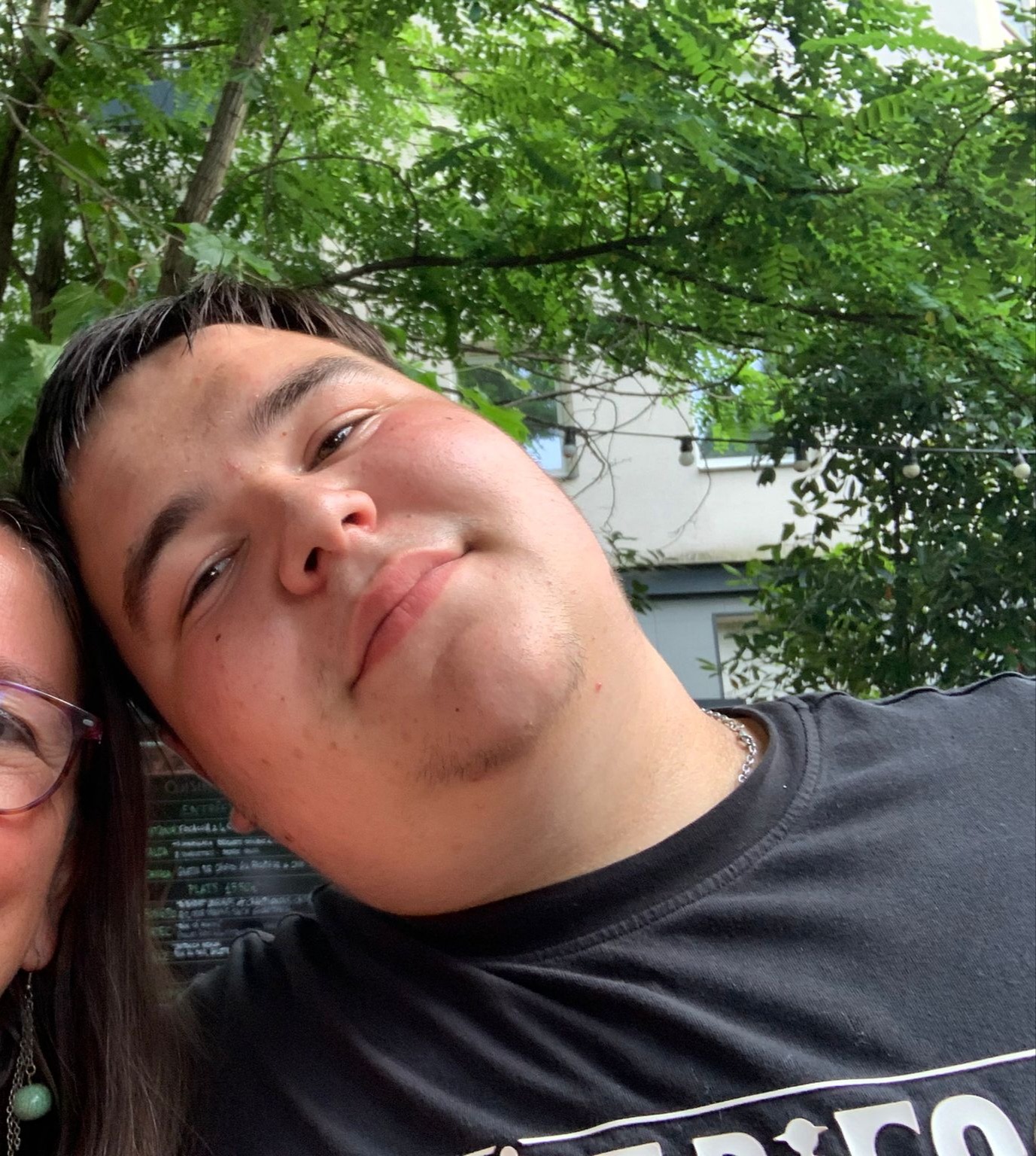 Profil de Laurenzo, 22 ans, Baise gay à Schweizersholz