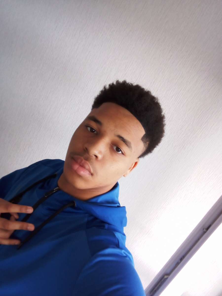 Profil de Haikel, 20 ans, Baise gay à Seehof