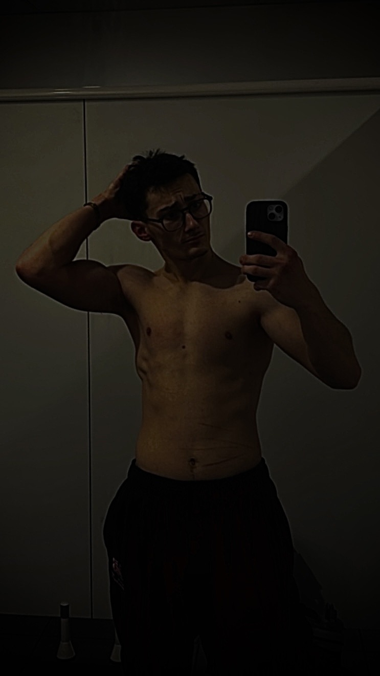 Profil de Vladimir, 23 ans, Baise gay à Vättis