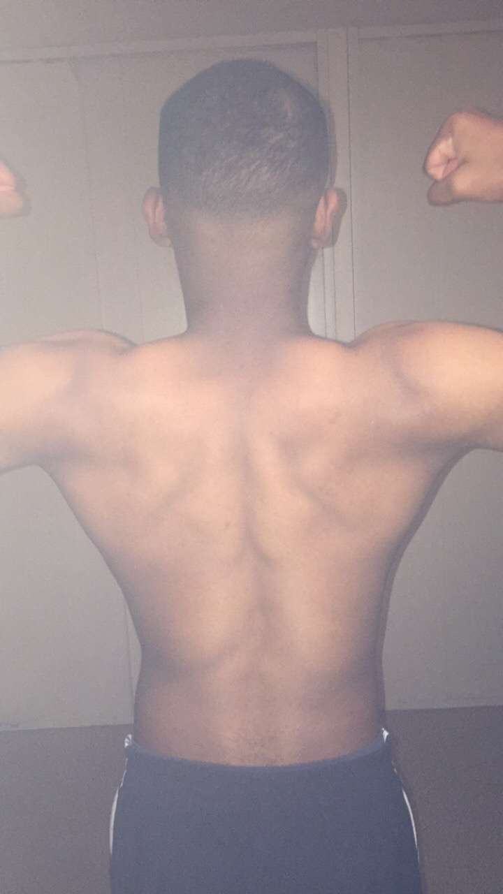 Profil de Eduardo, 21 ans, Baise gay à Rudolfingen