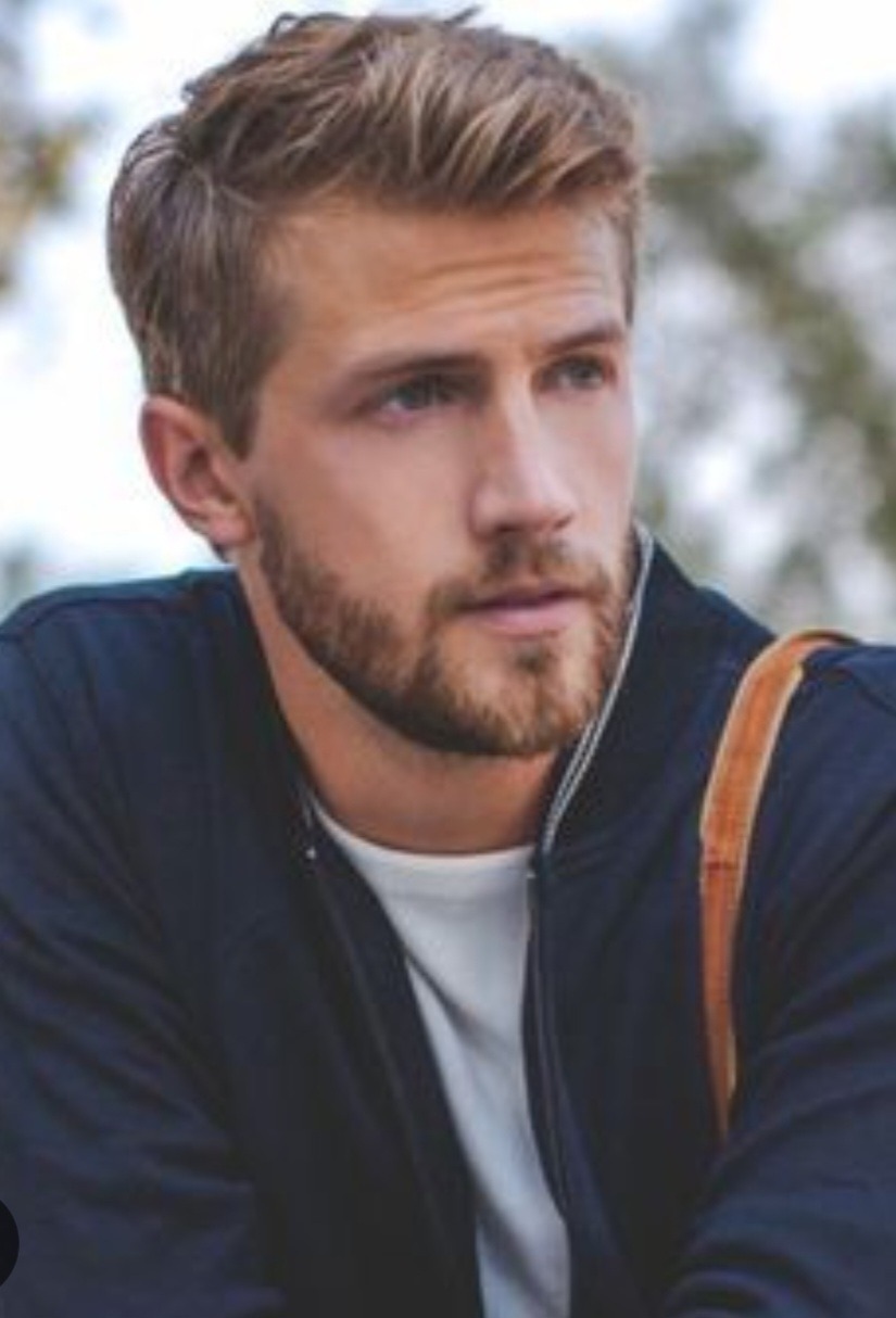 Profil de Nail, 33 ans, Baise gay à Martina