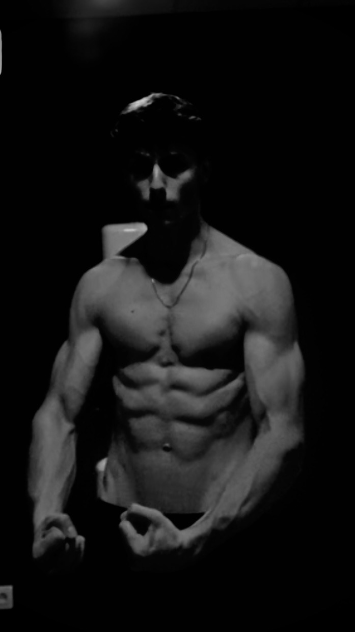 Profil de Vivian, 20 ans, Baise gay à Uster