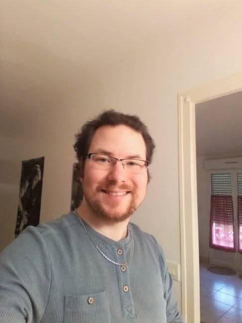 Profil de Kheirdine, 33 ans, Baise gay à Tramelan