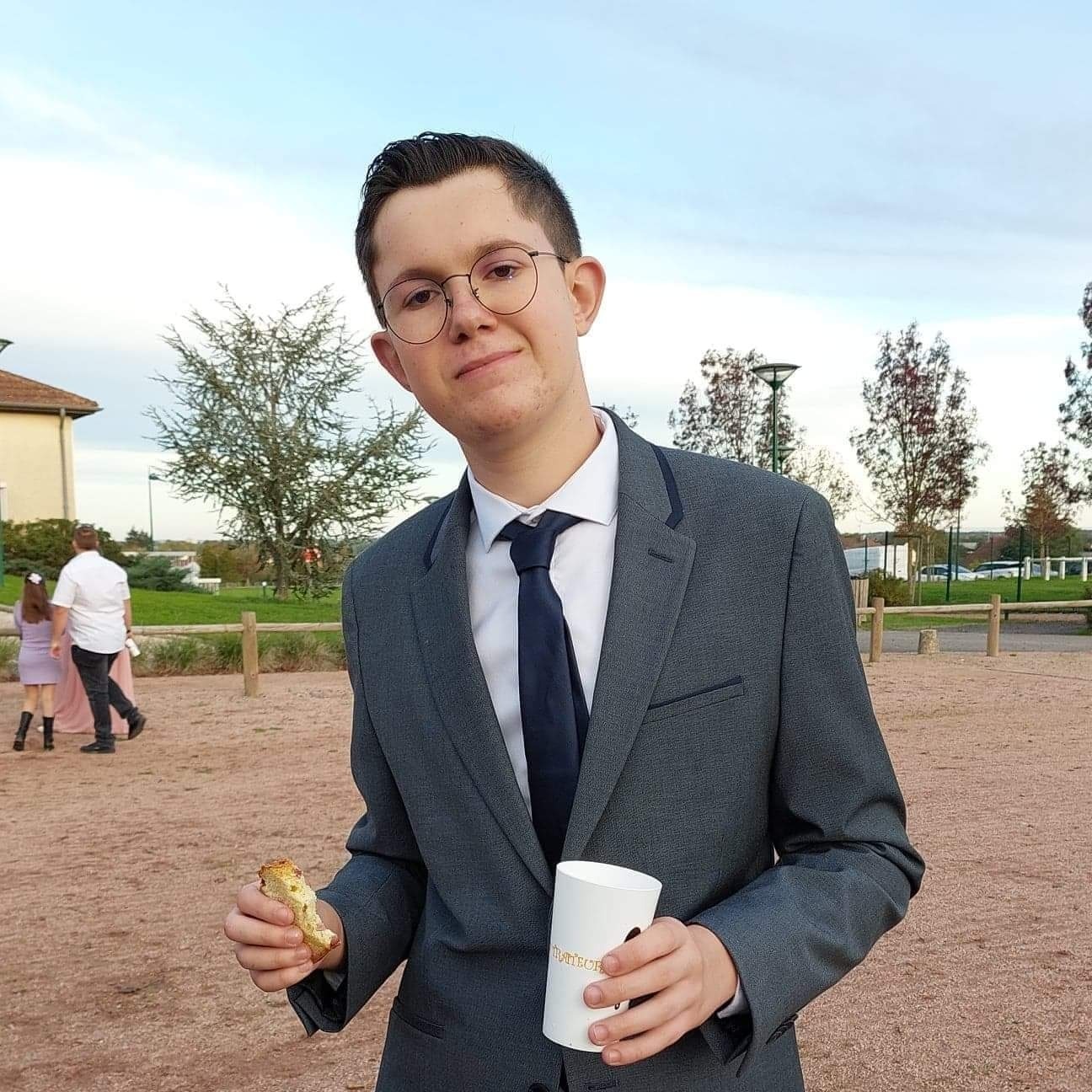 Profil de Lonnie, 18 ans, Baise gay à Gals