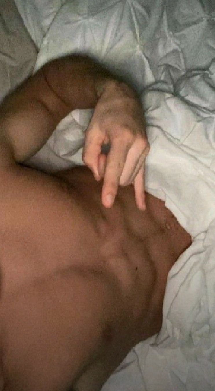 Profil de Golbert, 24 ans, Baise gay à Mauborget