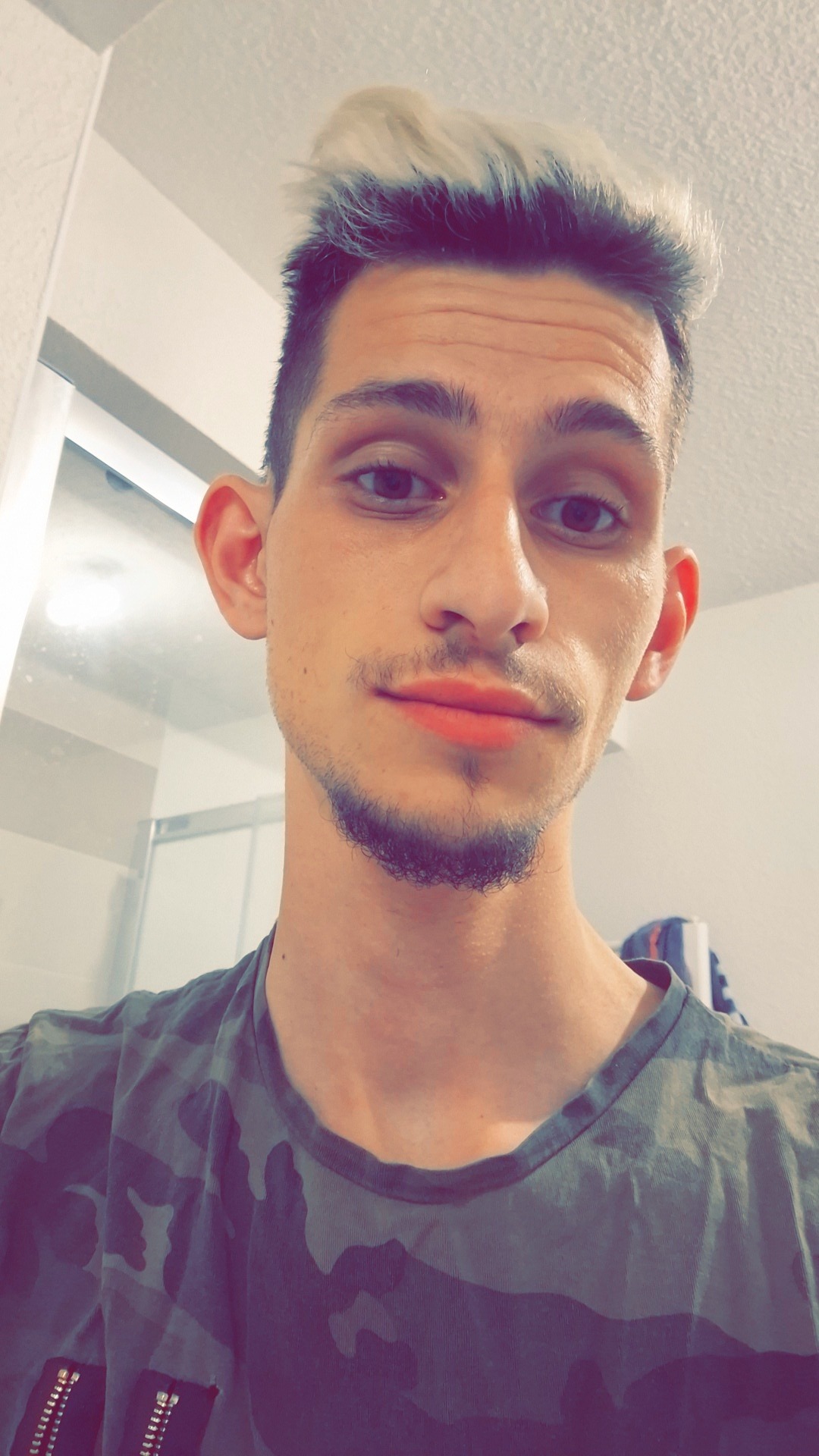 Profil de Antoni, 27 ans, Baise gay à Mettendorf TG