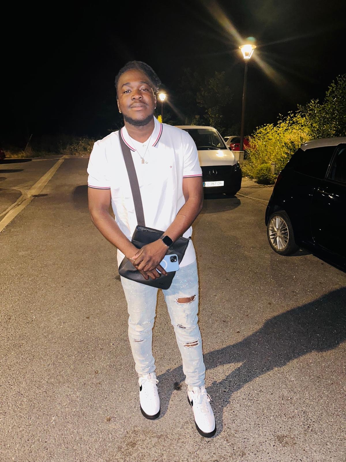 Profil de Gorge, 24 ans, Baise gay à Kräiligen