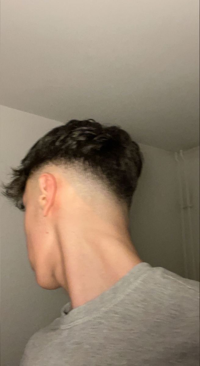 Profil de Rayane, 24 ans, Baise gay à Chandon