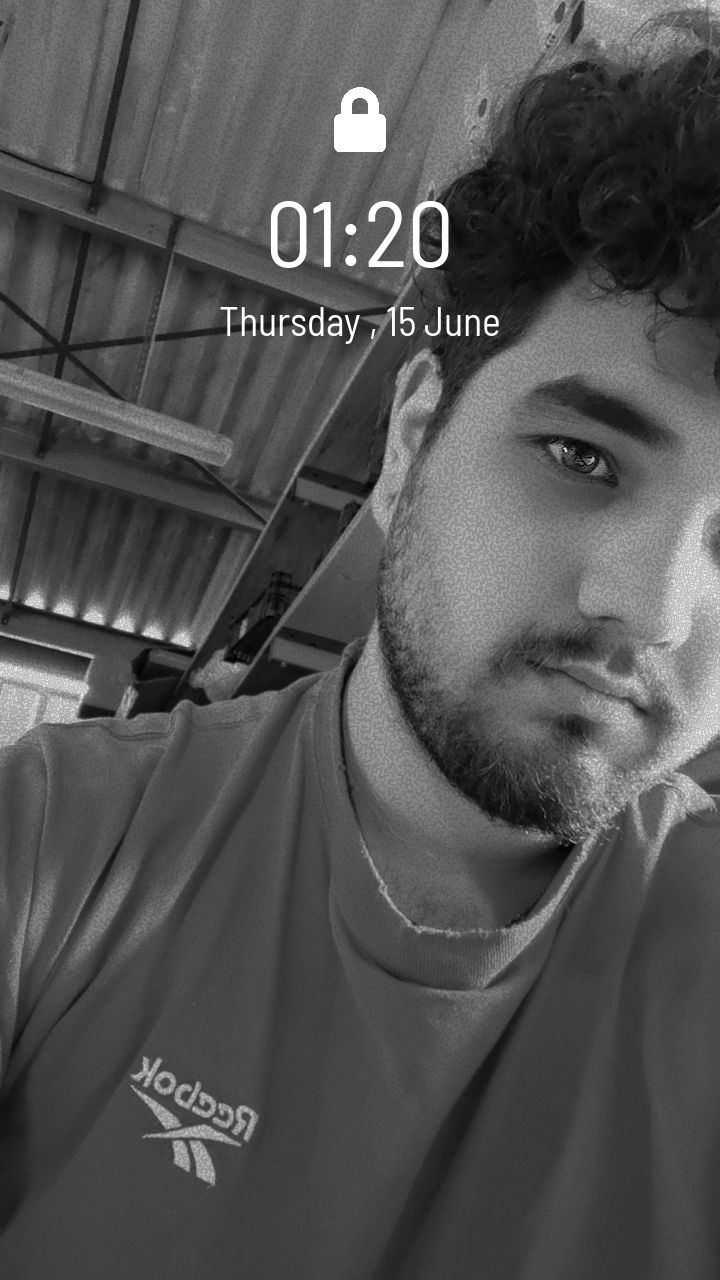 Profil de Massy, 25 ans, Baise gay à Riein