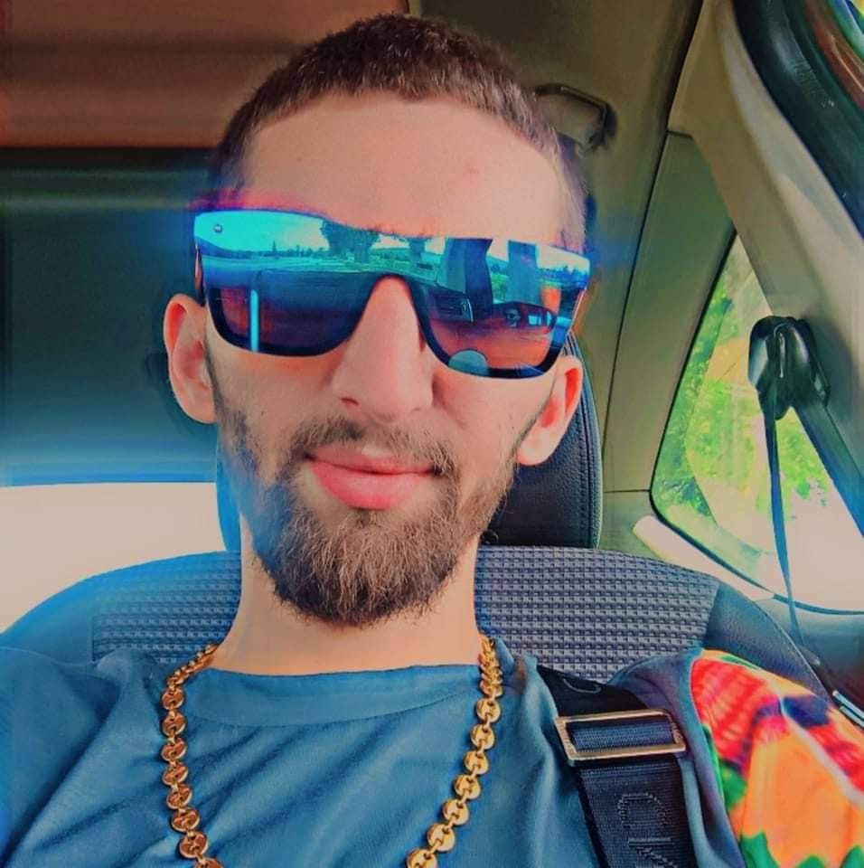 Profil de Louis-edouard, 25 ans, Baise gay à Vaulruz