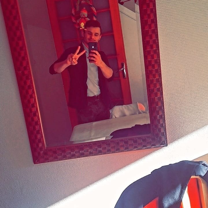 Profil de Housni, 25 ans, Baise gay à Sisikon