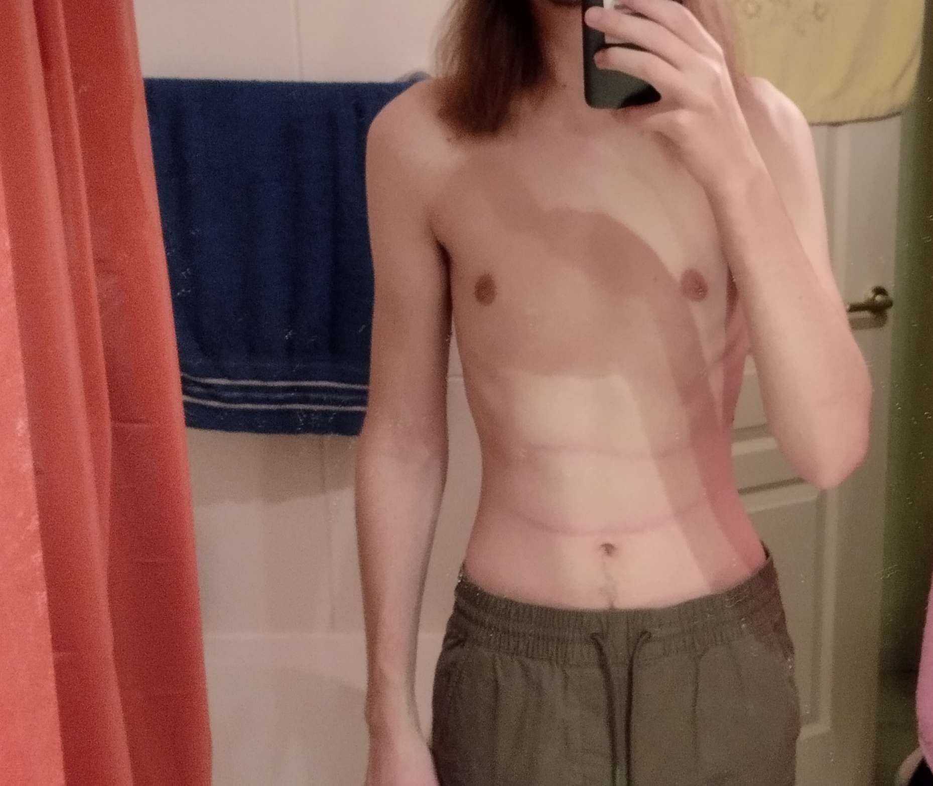 Profil de Nessim, 22 ans, Baise gay à Koppigen