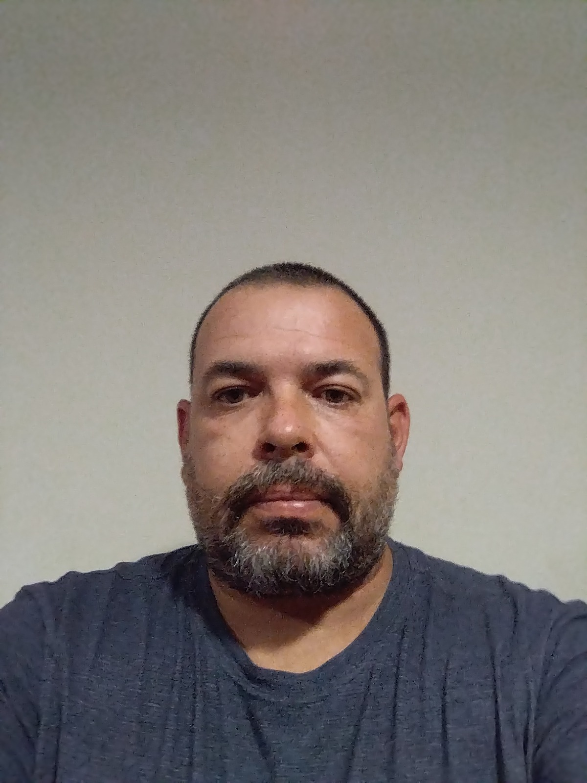 Profil de Kingston, 48 ans, Baise gay à Montezillon