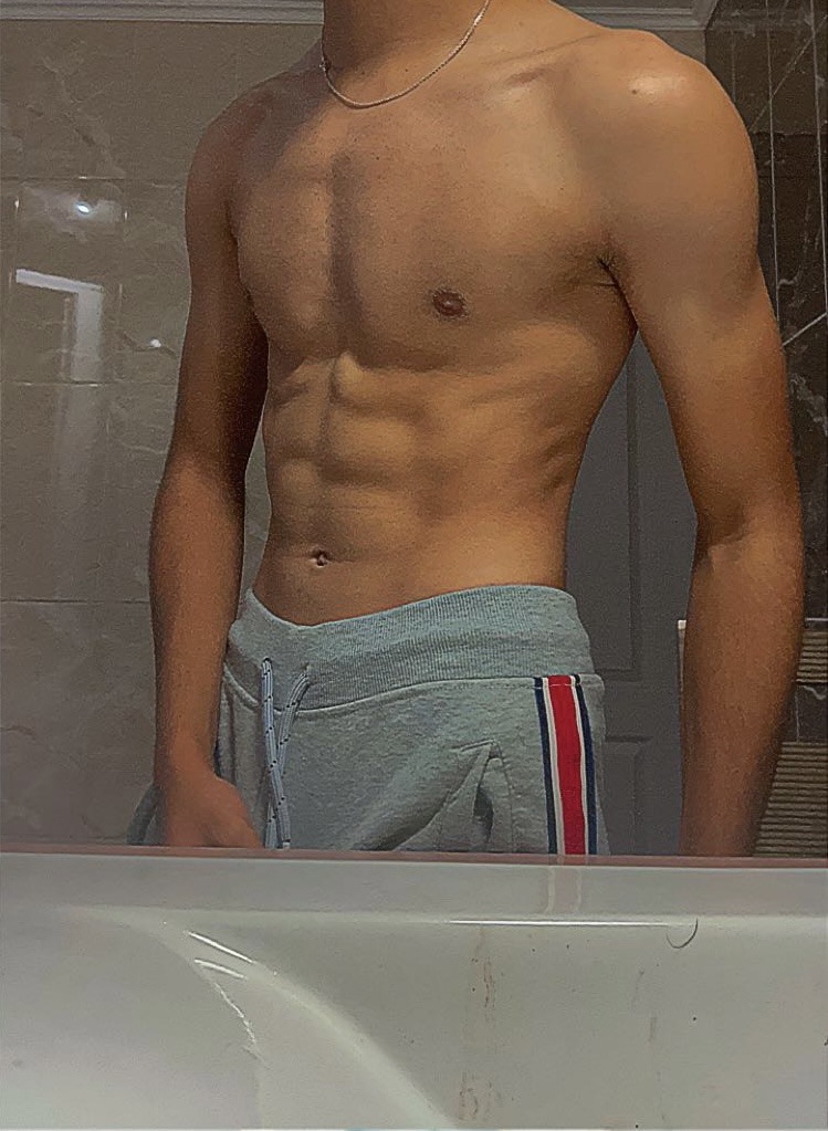 Profil de Abdoulay, 22 ans, Baise gay à Dotzigen