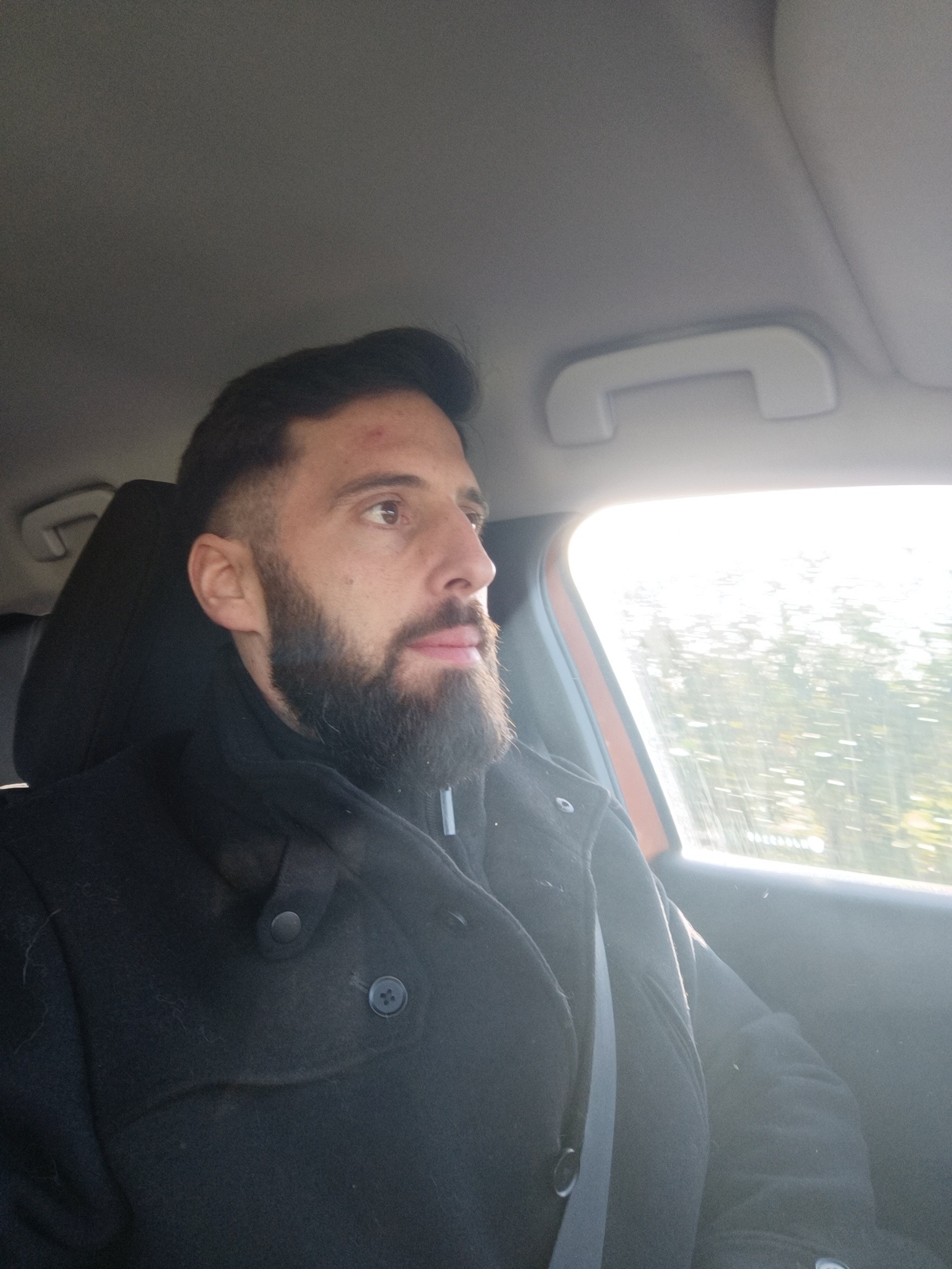 Profil de Icham, 33 ans, Baise gay à Anet
