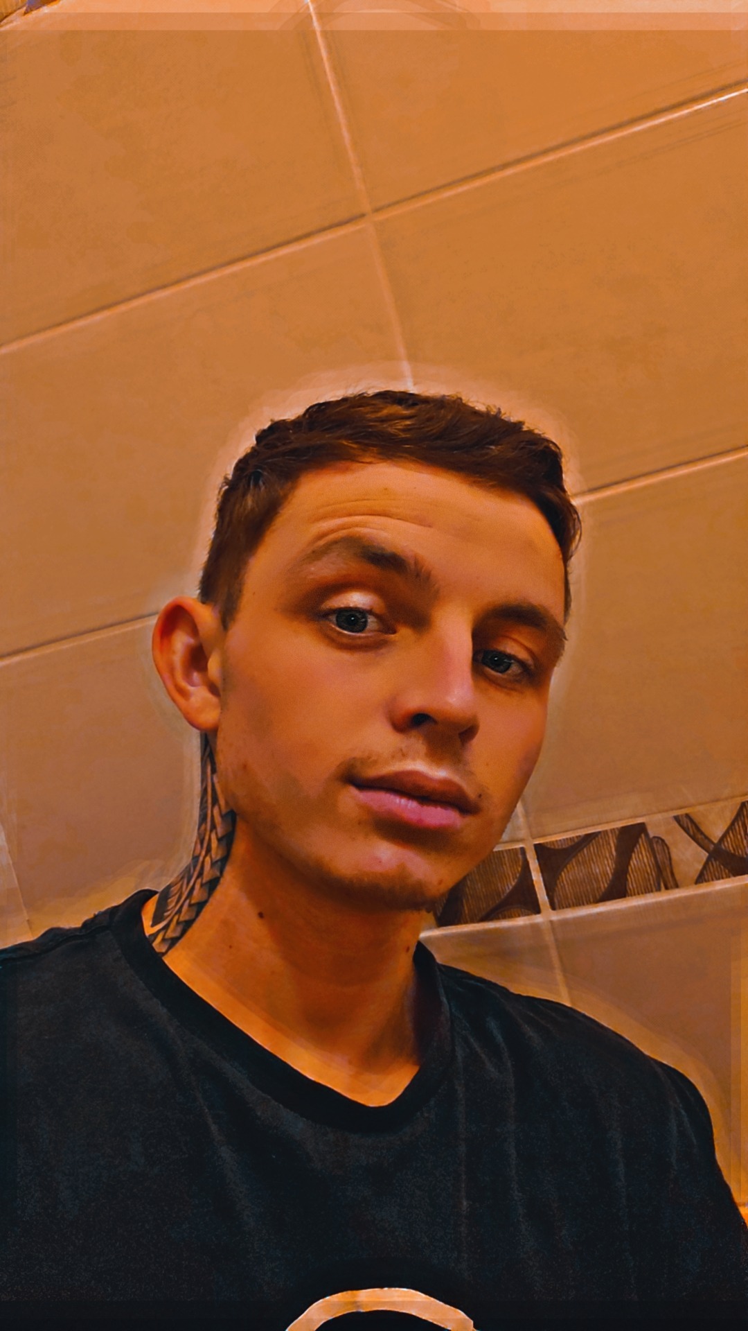 Profil de Erkan, 23 ans, Baise gay à Linthal