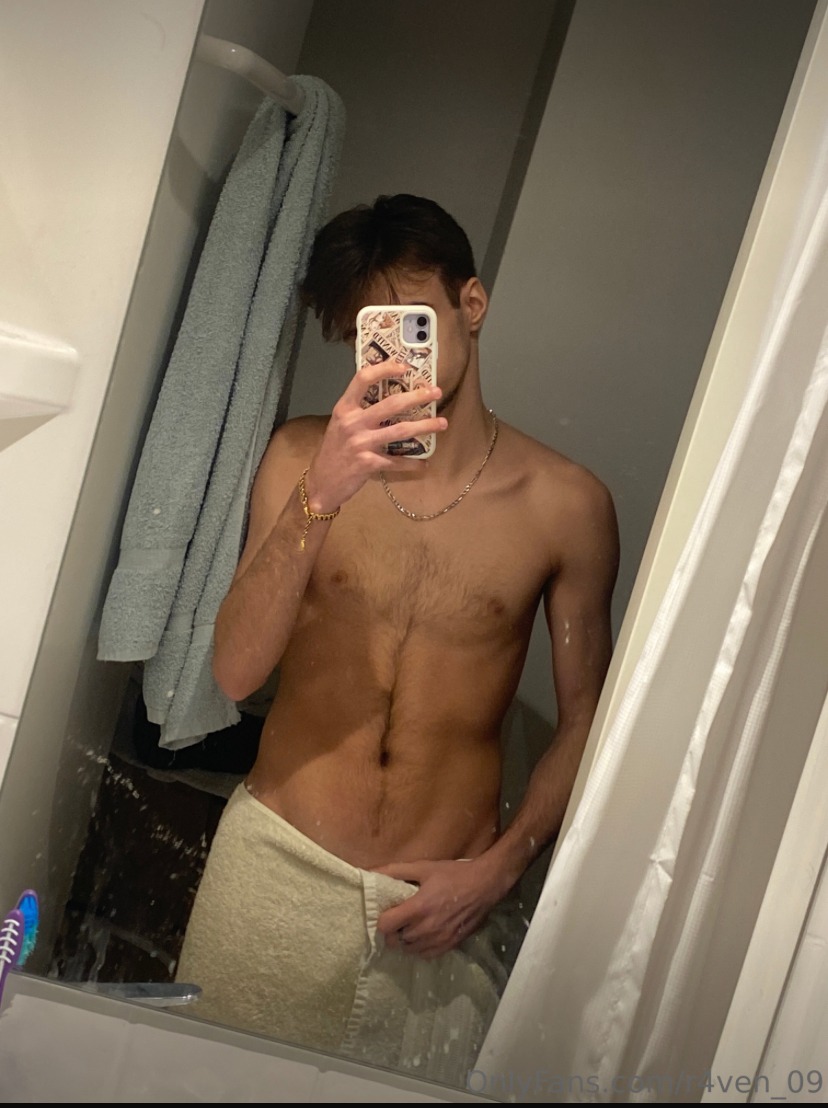 Profil de Zaki, 18 ans, Baise gay à Ruschein