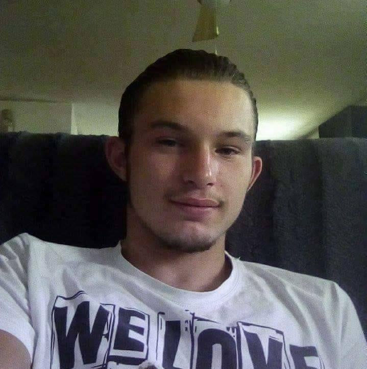 Profil de Ethem, 26 ans, Baise gay à Gampelen