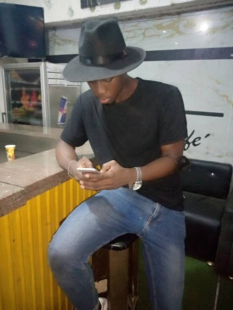 Profil de Dayane, 25 ans, Baise gay à Bouveret