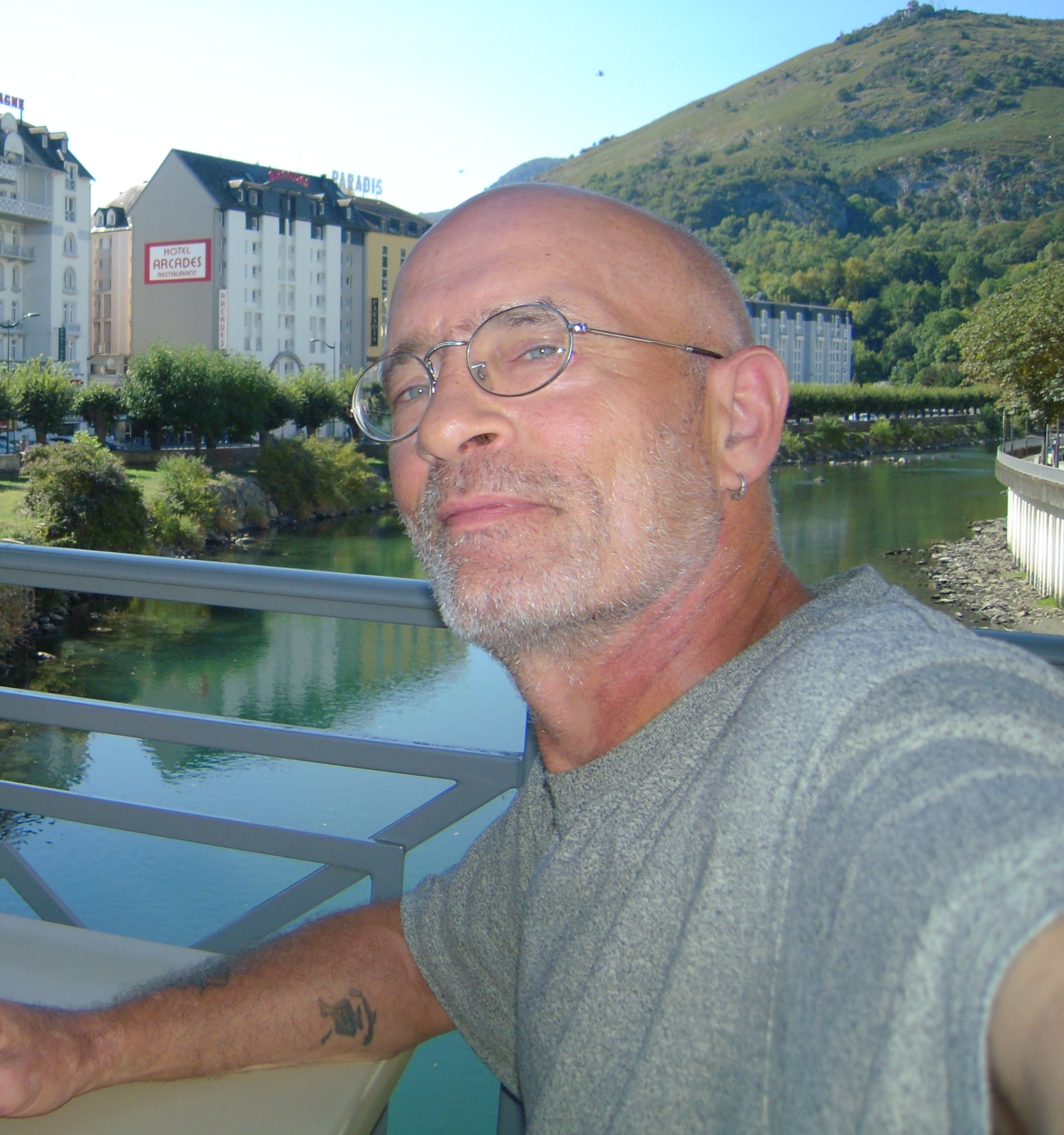Profil de Rénald, 55 ans, Baise gay à Dörflingen