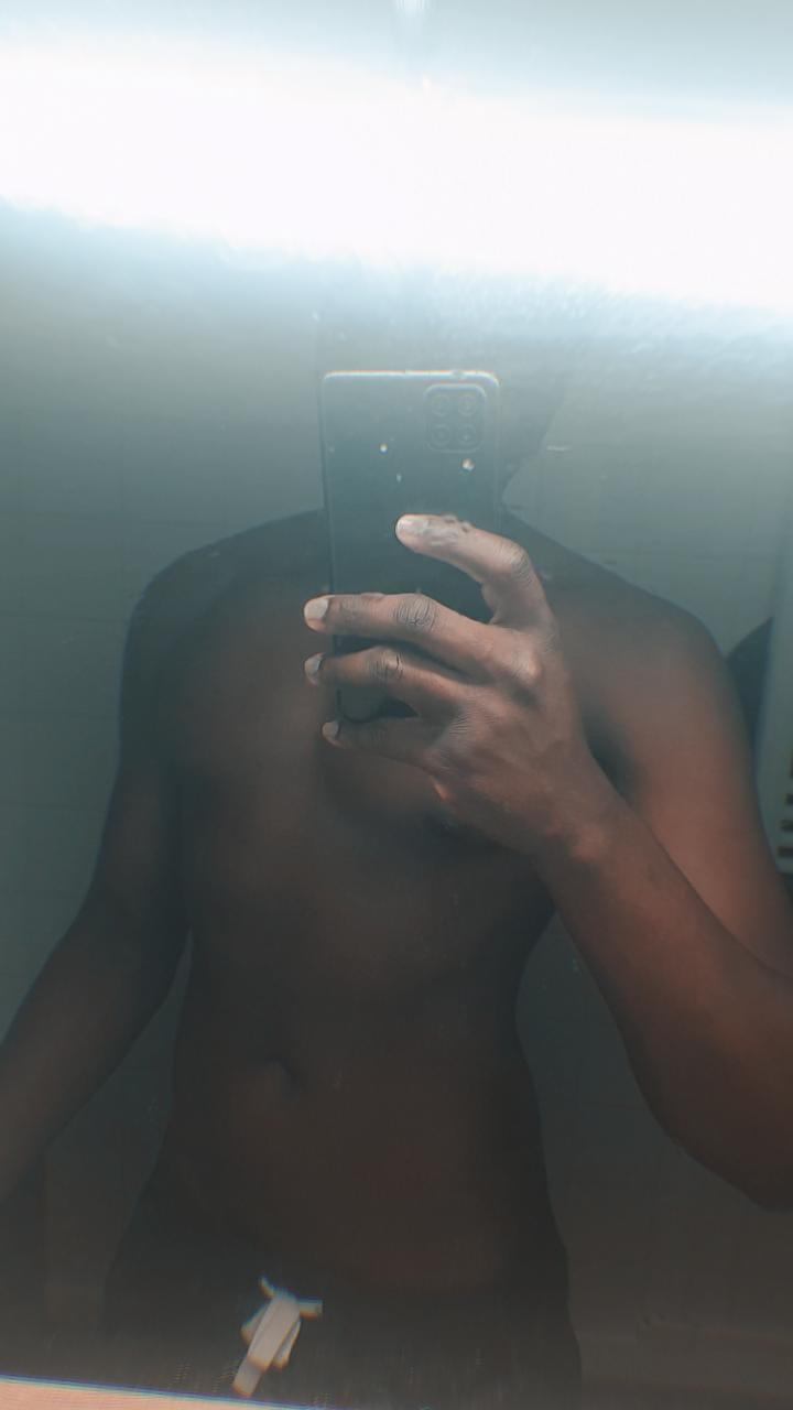 Profil de Moundir, 19 ans, Baise gay à Oberbalm