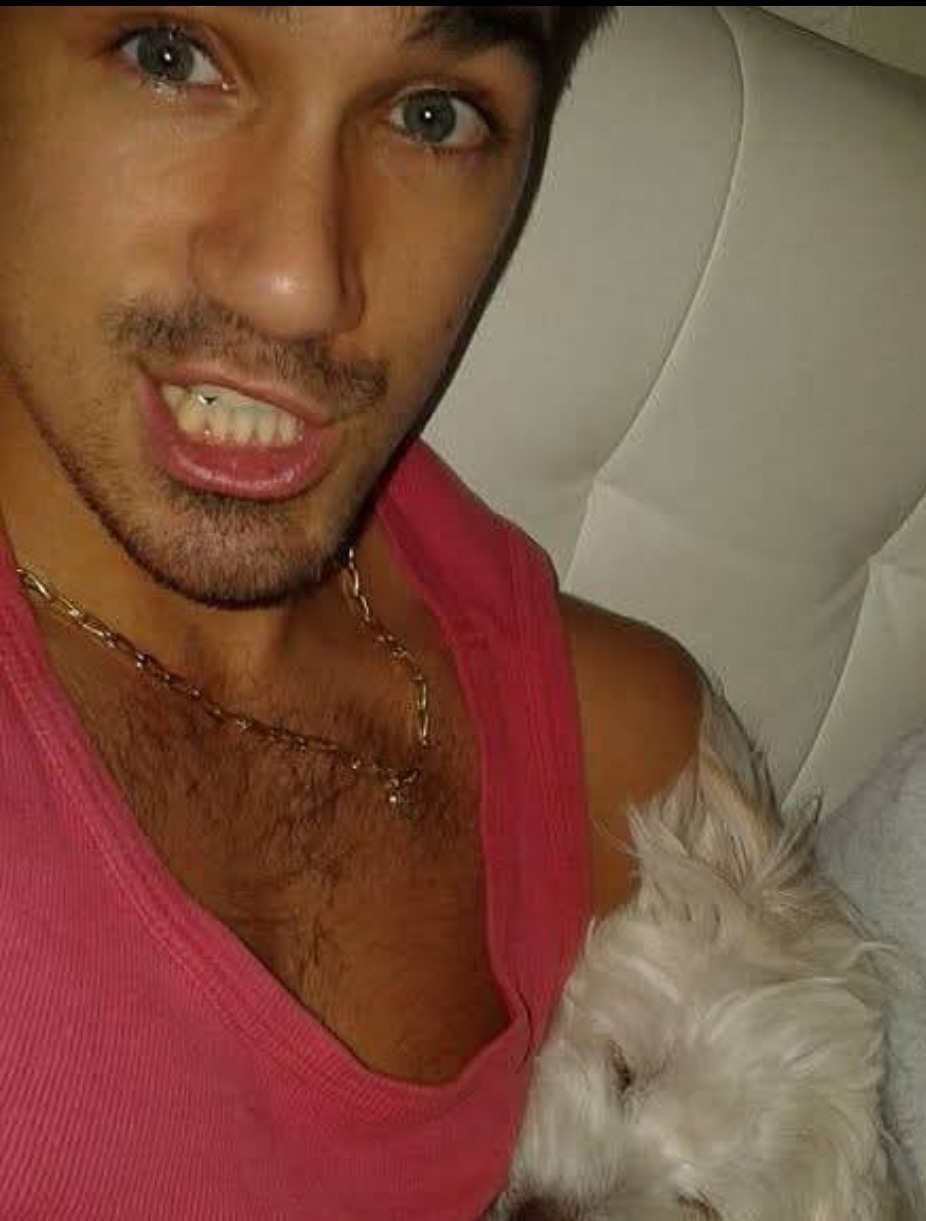 Profil de Navid, 29 ans, Baise gay à Aristau