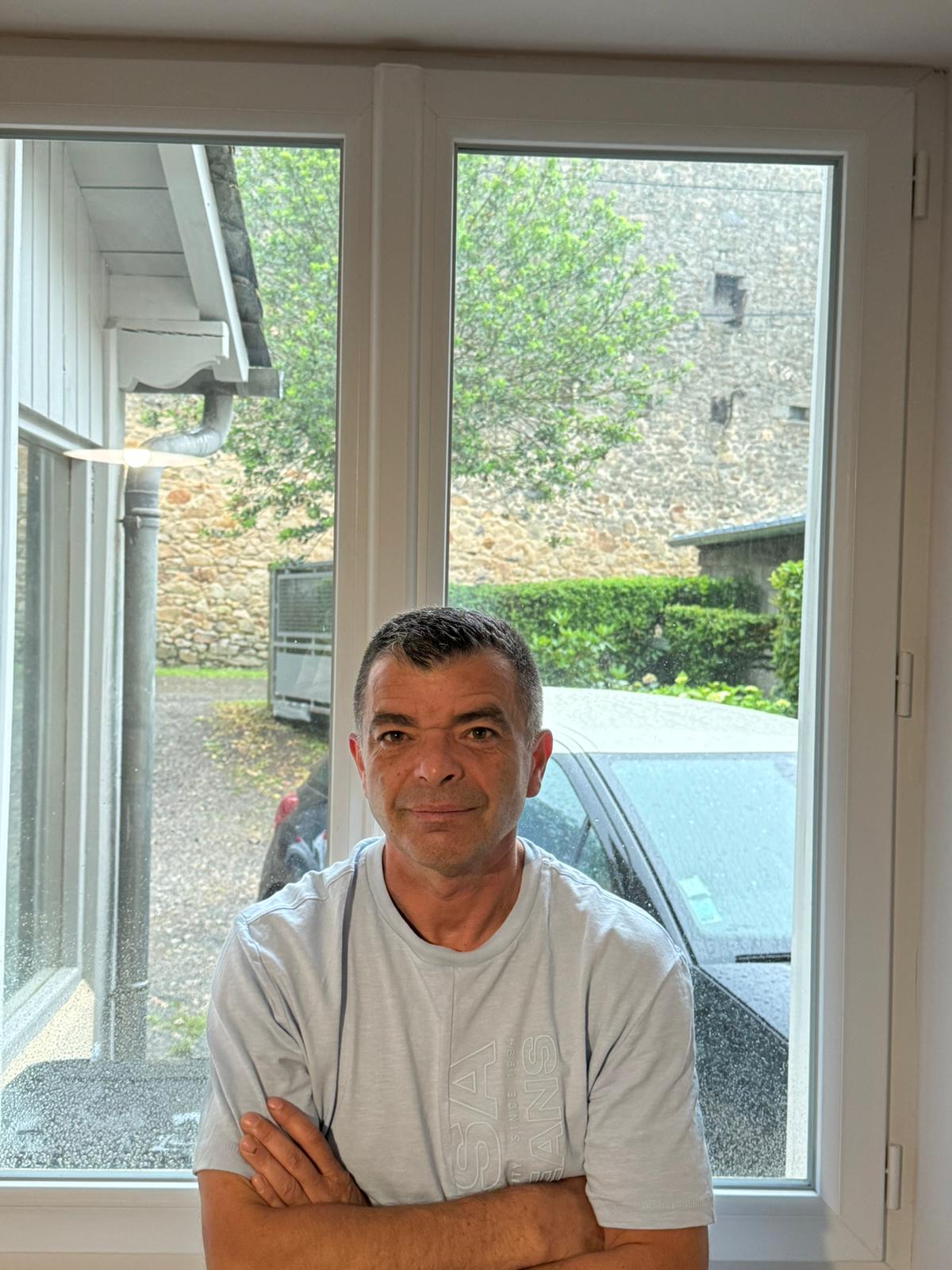 Profil de Keaton, 46 ans, Baise gay à Le Séchey