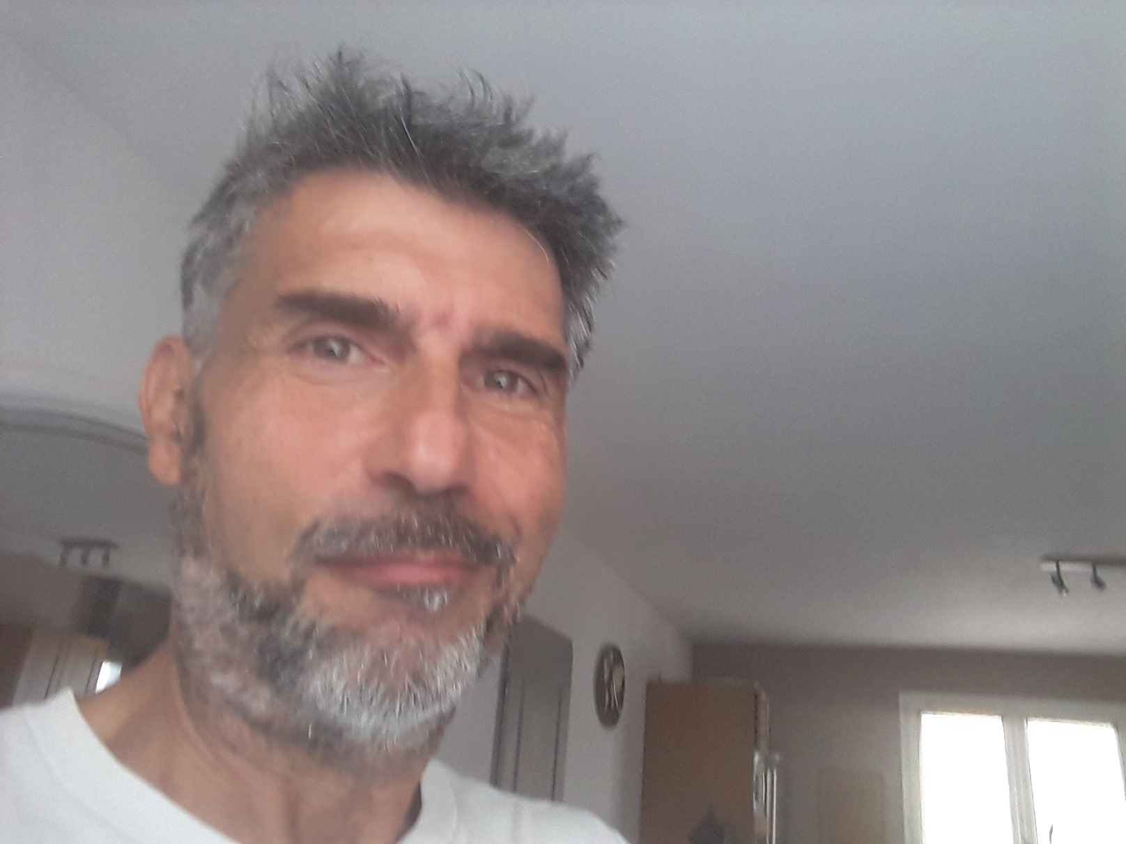 Profil de Ilyesse, 54 ans, Baise gay à Tschierv