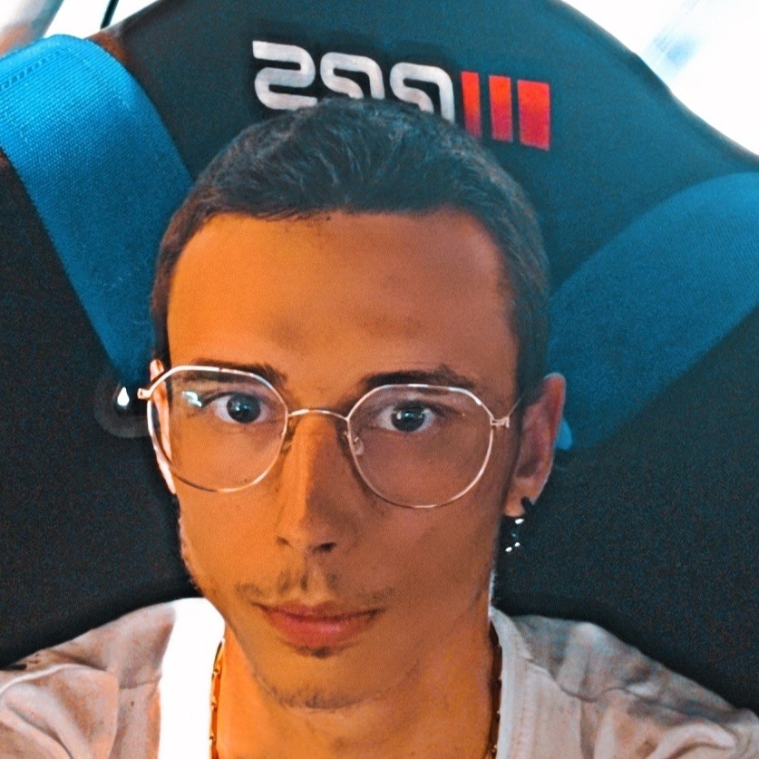 Profil de Kou, 21 ans, Baise gay à Ennenda