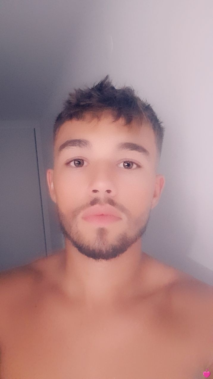 Profil de Eucher, 19 ans, Baise gay à Ennetbühl